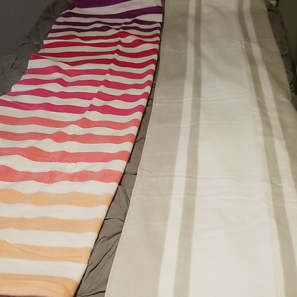 2 beach or bathroom towel bundle. Target towels.